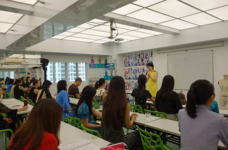 色彩形象顧問 色彩形象顧問