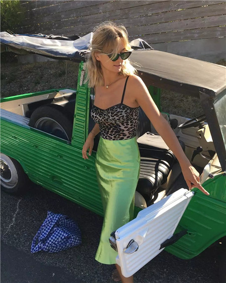 服裝色彩搭配培訓 服裝色彩搭配培訓