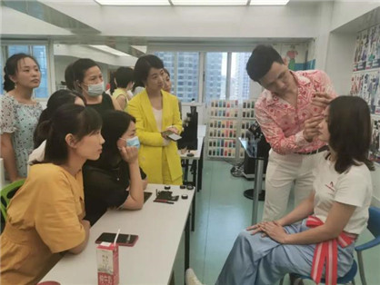 形象顧問培訓學校 形象顧問培訓學校