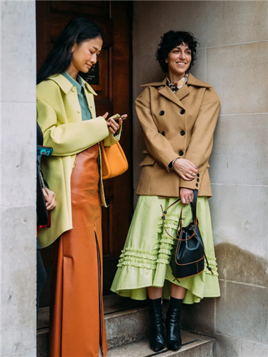 服裝色彩搭配培訓 服裝色彩搭配培訓